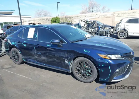 2021 Toyota Camry Xse z USA, uszkodzony, nr VIN 4T1K61AK9MU584857